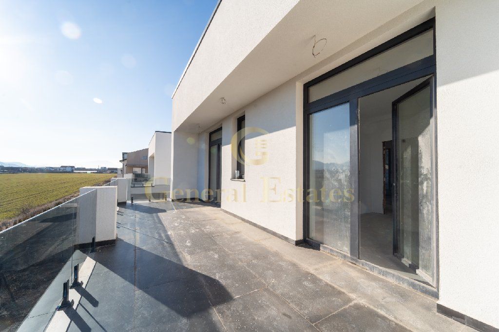 Case moderne cu etaj – Sânpetru, Brașov - Poză 3