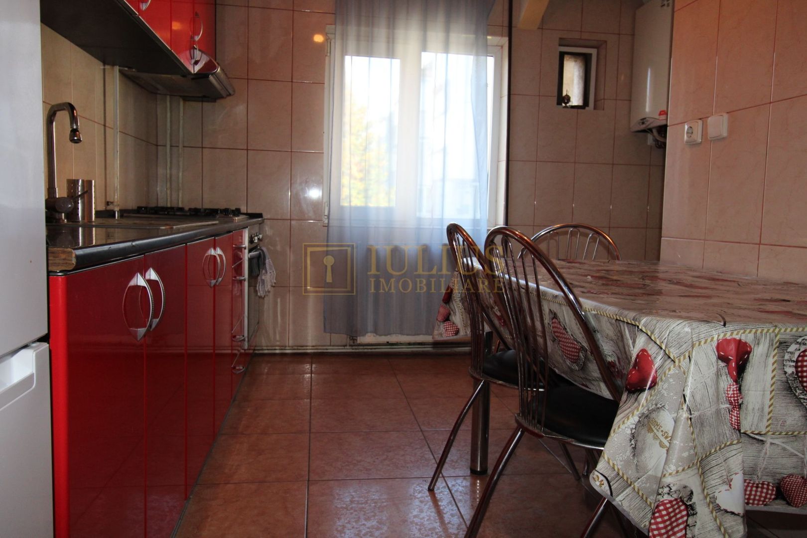 ideal pentru cuplu, studenti, la 8 minute de Complex, centrala proprie - Poză 8