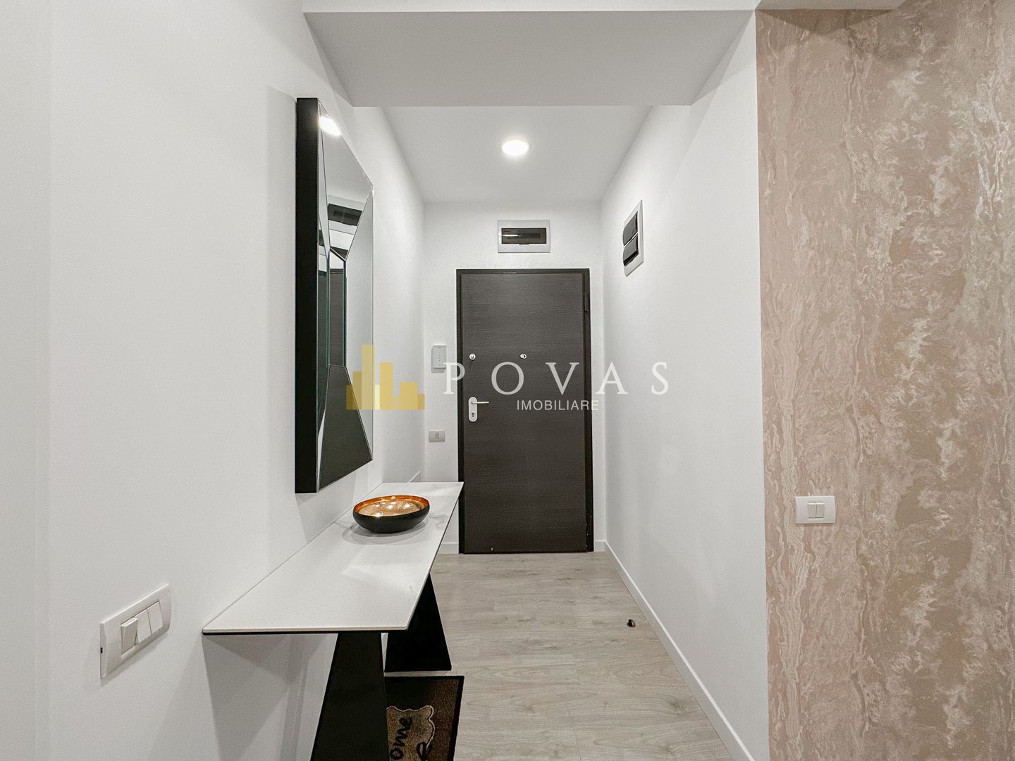 Inchiriere Apartament 3 Camere Residence5 Pipera Rond OMV - Poză 15
