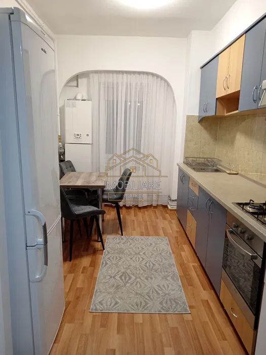 Zonă ultracentrală, apartament decomandat spre închiriere cu 2 camere - Poză 4