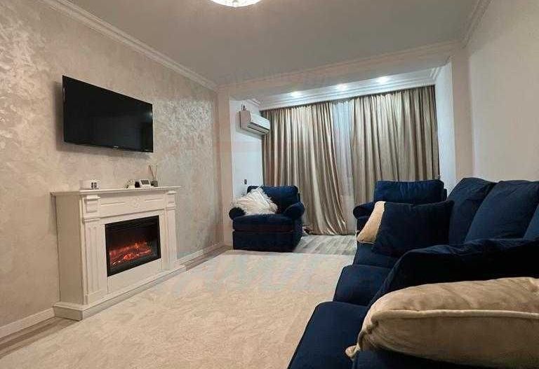 Inchiriere apartament cu 2 camere, Ultracentral, 55 mp, 610 EURO/Luna - Poză 3