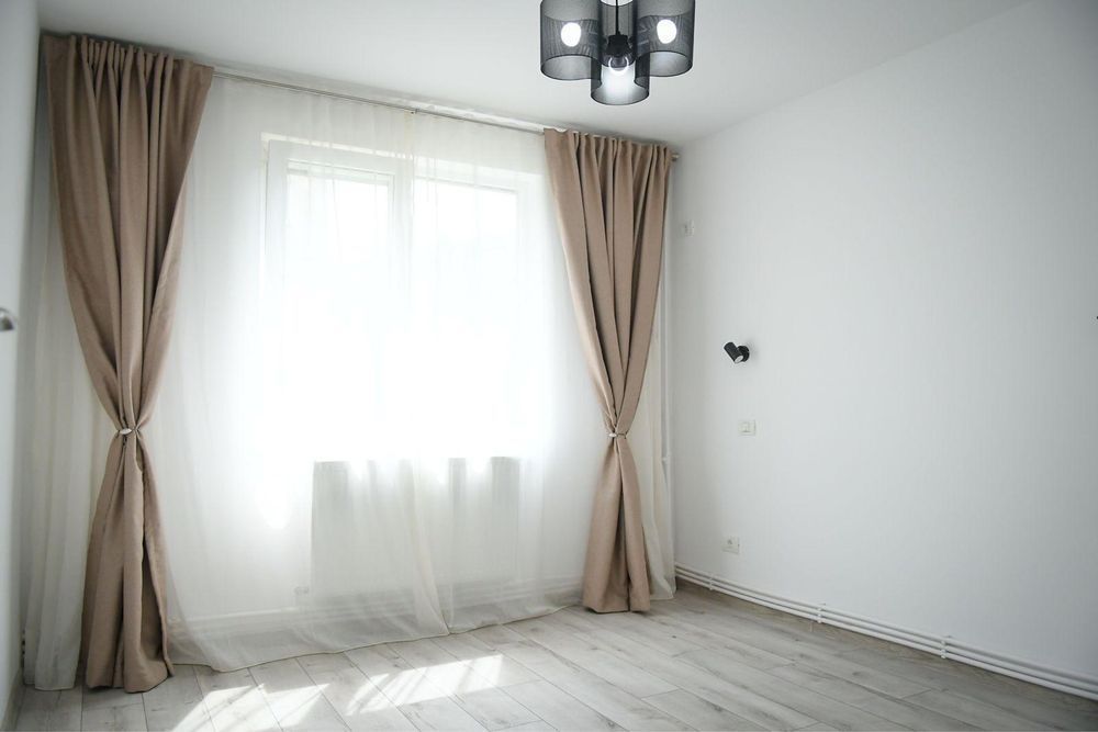 3 camere decomandat, instalatii noi, etaj 2, zona Sebastian - Poză 1