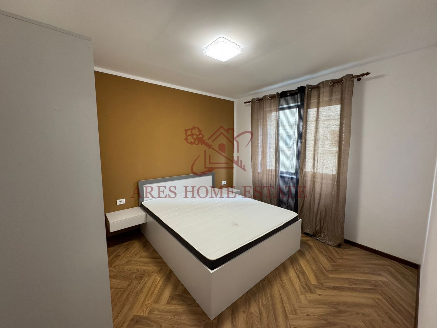 Oportunitate de investitie, se vinde cu chirias. Complet mobilat. - Poză 5