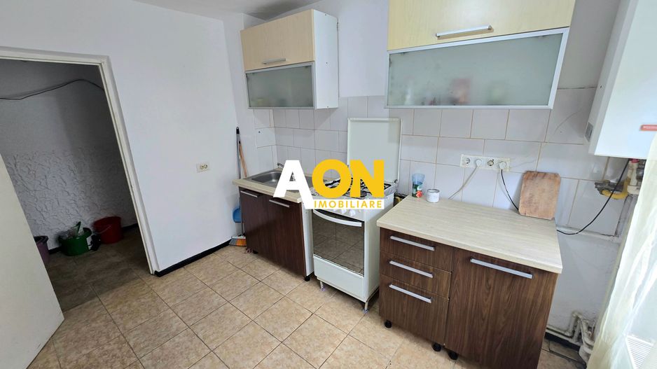 Apartament cu 2 Camere, Etaj 1, Zona Cetate - Poză 5