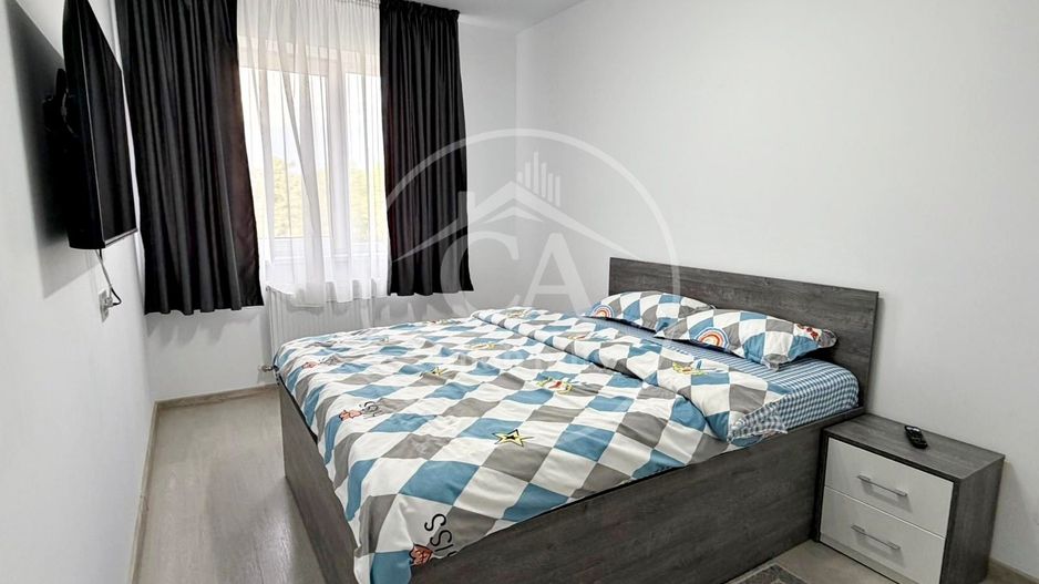 Apartament de închiriat cu 3 camere în Prima Universității, Oradea. - Poză 4