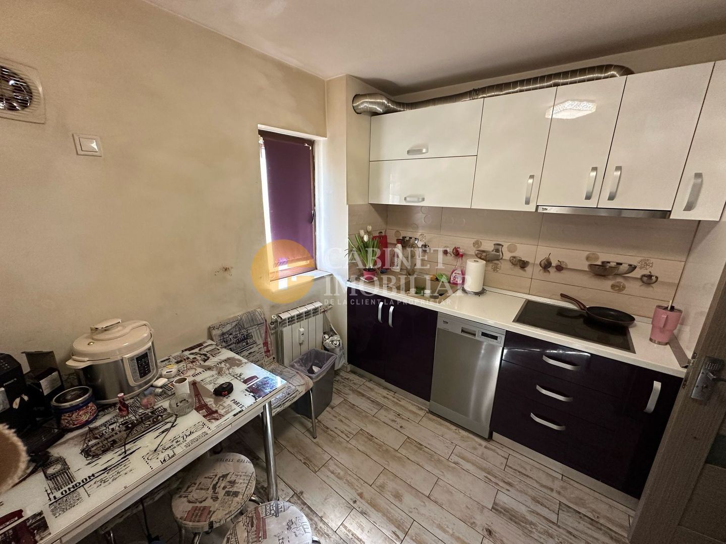 PODU ROS - ETAJUL 1  - 3 CAMERE - MOBILAT SI UTILAT - Poză 5