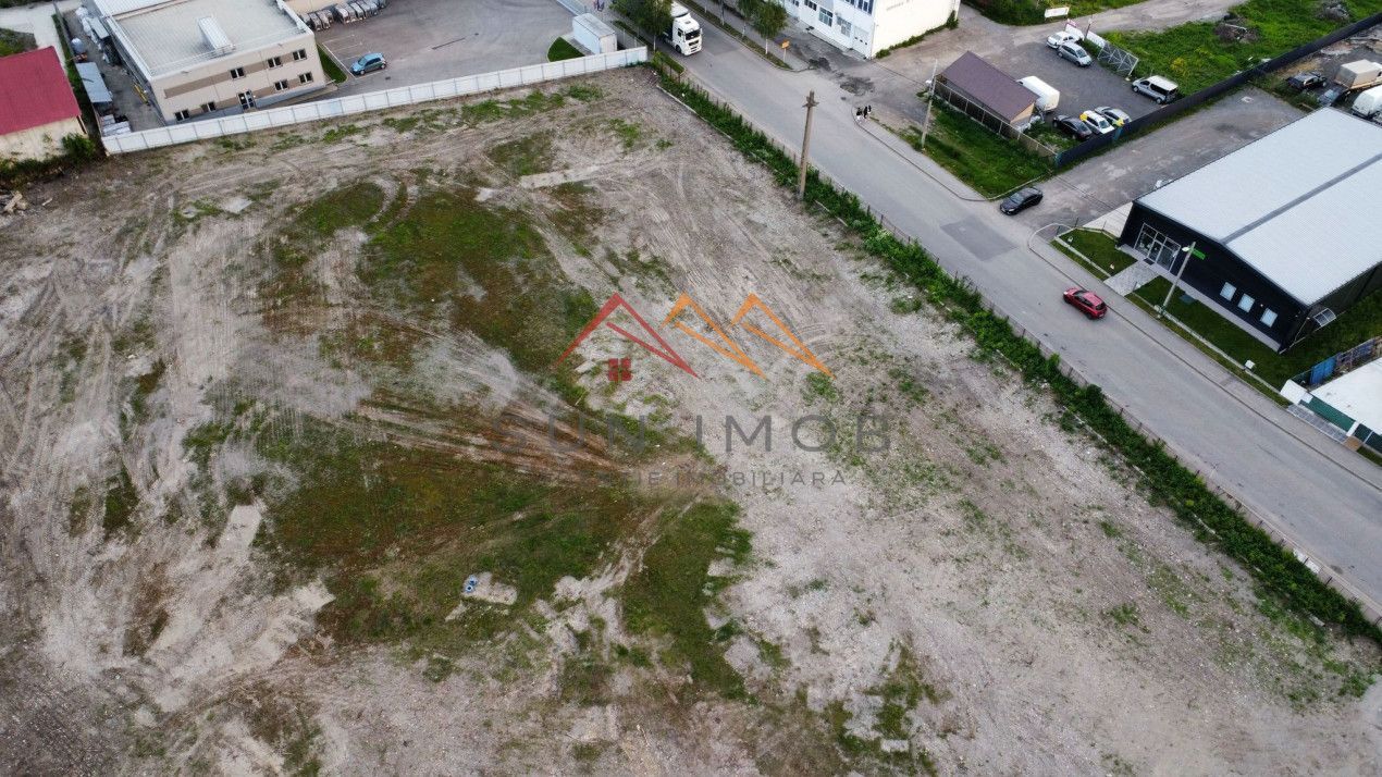 Teren intravilan 9600 m2, central, zona comerciala, Campina, Prahova - Poză 3