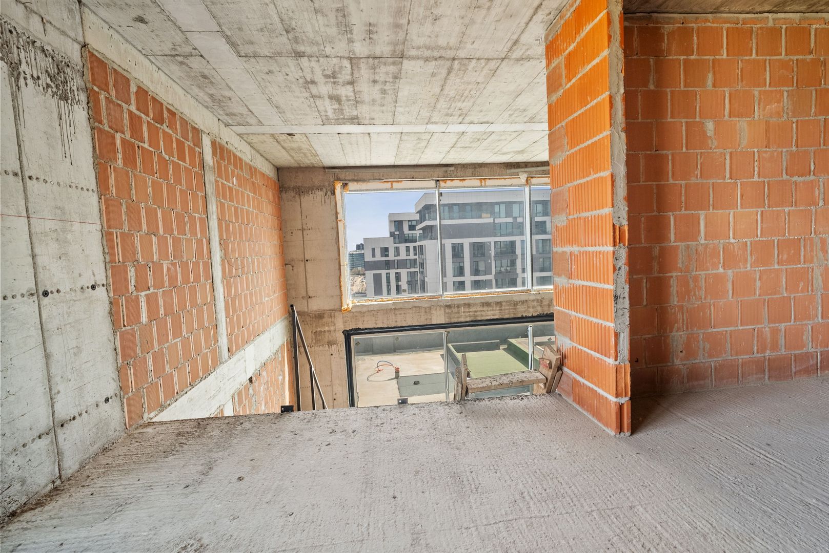 Penthouse 780 mp din Care 400 mp Terasa si 380 mp interiori Piscina - Poză 31