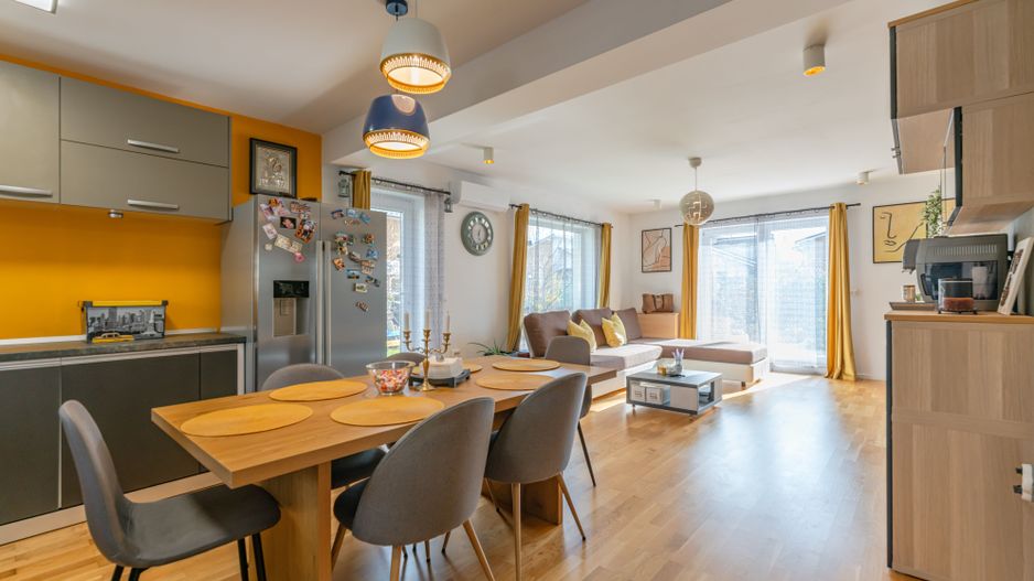 Casa mobilata utilata modern cartier Izvor Tarlungeni Brasov - Poză 4