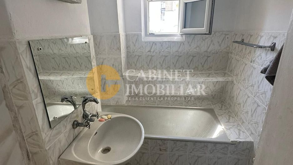 PACURARI - 3 CAMERE DECOMANDAT - ETAJ INTERMEDIAR - BLOC 1988 - Poză 7