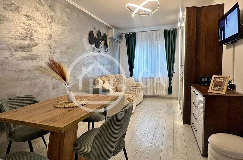 Apartament de vânzare cu 2 camere în zona Velența, Oradea - Poză 2