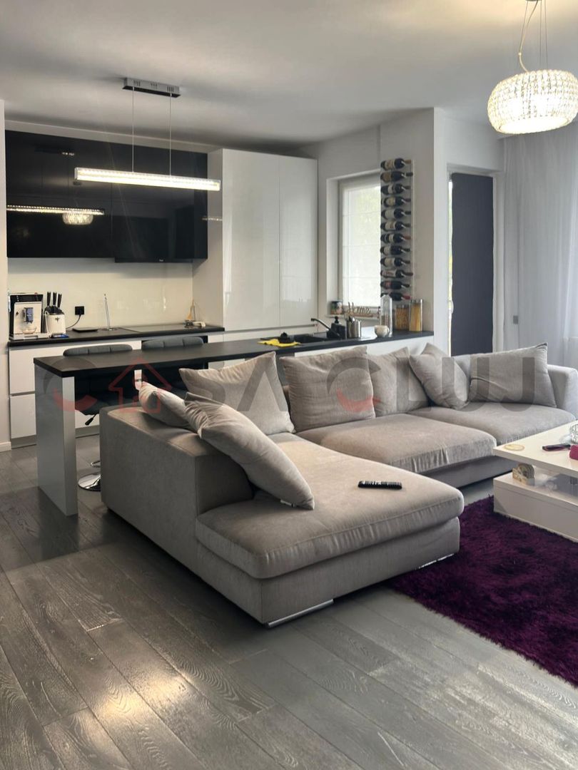 Apartament 3 camere, Ultrafinistat, zona Vivo Moll!! - Poză 1