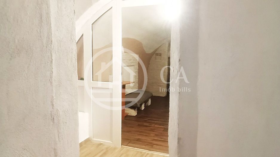 Spatiu comercial de vanzare la curte comuna Ultracentral, Oradea - Poză 8