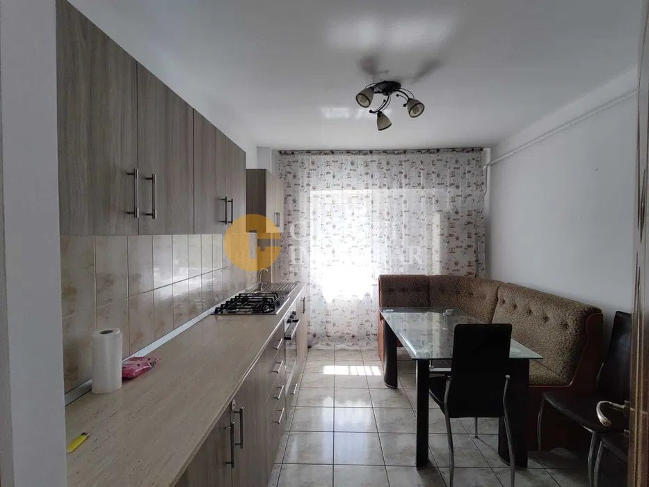 Apartament 3 Camere Decomandat -Etaj Intermediar Bloc 1992 -Nicolina - Rod Vechi - Poză 1