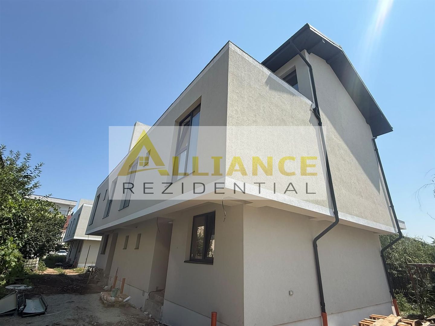 Popesti Leordeni-Duplex 5 camere - 4 bai-Terasa + Curte-250 MP - Poză 29