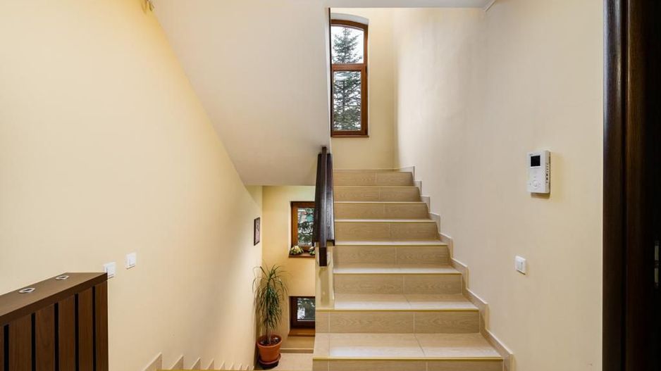 Vila superba de vanzare in apropiere de padure Pantelimon - Poză 18