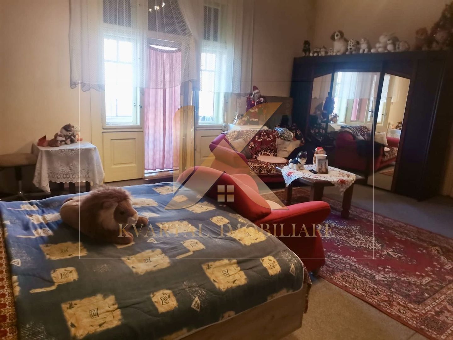 Apartament generos cu 4 camere , zona Centrală! - Poză 5