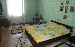 Apartament 5 camere zona Sinaia - cladire istorica - Poză 3