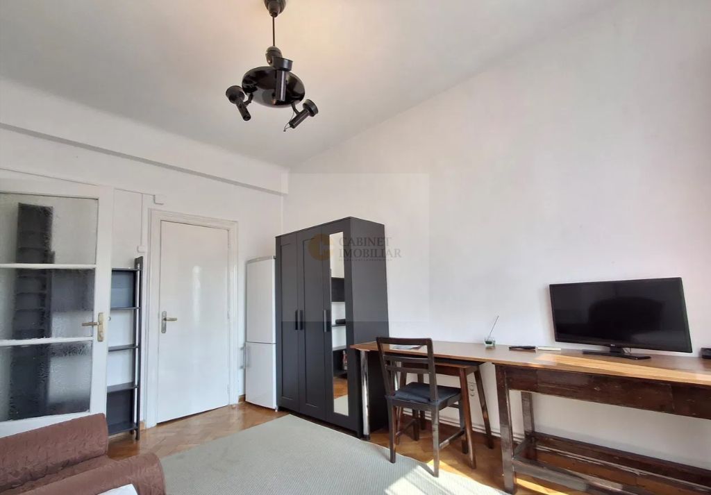 Fara Risc |   Garsoniera |  Romana |  AIRBNB - Poză 4