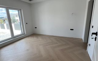 Casa Ultrafinisata 4 camere-teren 500mp-panouri fotovoltaice-Aerodrom - Poză 3