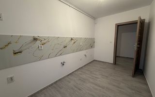 Decomandat. Bucatarie separata. Loc de parcare inclus - Poză 2