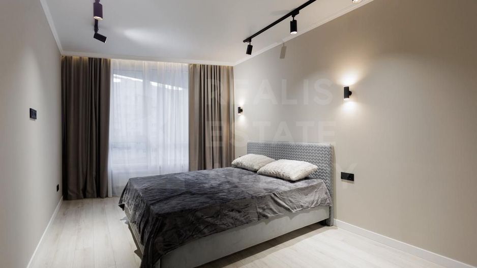 Chirie, apartament, 3 camere, strada Nicolae Testemițanu, Centru - Poză 1