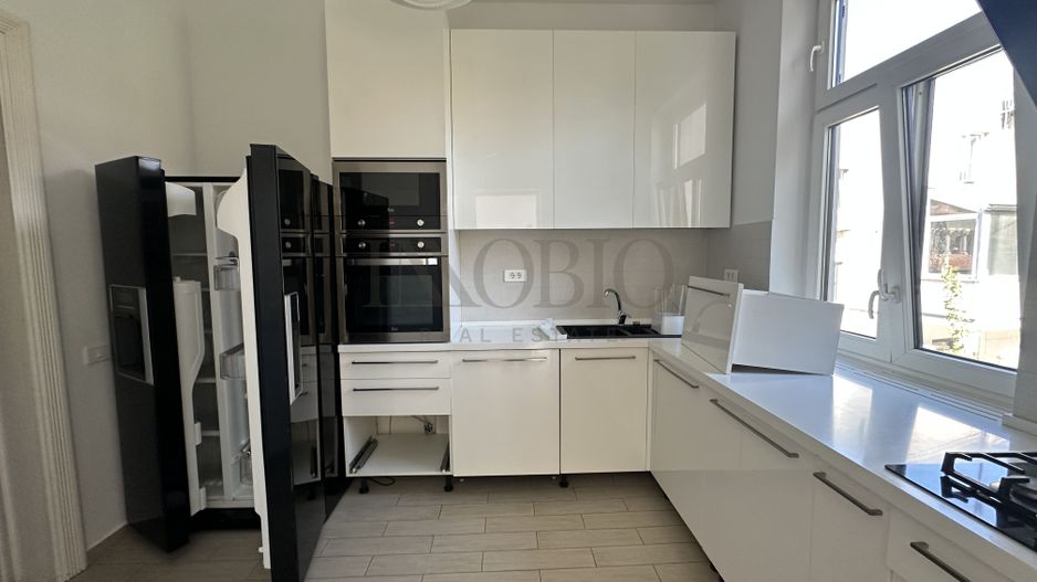 Vila Interbelica Restaurata | Capitale | Pretabil Birouri - Showroom - Poză 7