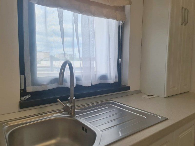 Apartament cu 2 camere, 75 mp - cartier Micro 17, Roka Residence - Poză 9