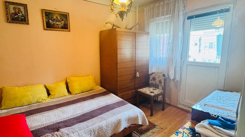 Apartement 3 camere Iosia Etaj 3 - Poză 4