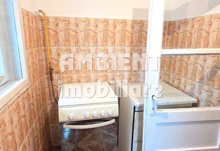 CASĂ INDIVIDUALĂ cu teren 272 mp, VASLUI - zona CARTIER; - Poză 11