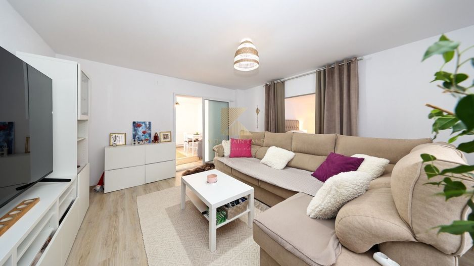 Casă renovată, teren 394 mp – Râșnov, str. Misu Popp, zonă centrală - Poză 1