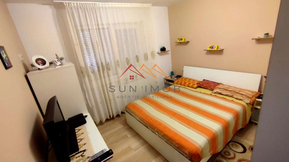 APARTAMENT DE VÂNZARE | 2 CAMERE DECOMANDATE | ETAJ 1 | ZONĂ CENTRALĂ - Poză 5