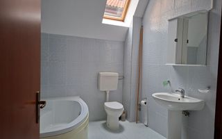 Vilă luminoasă I Gradina mare si loc de joacă privat I Iancu Nicolae - Poză 41