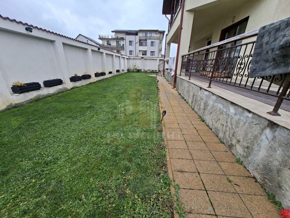 Casa individuala Tractoru zona Socec Brasov - Poză 3