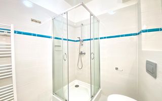 Apartament cu 2 camere, etaj intermediar, parcare, bloc nou, Centru! - Poză 6