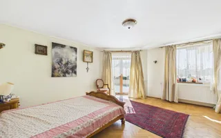 Vilă cu 8 camere de vânzare, piscina, livada, iesire la Balta Pasarea - Poză 20