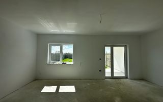 Duplex. Mosnita noua, 2 intrări in curte, 4 camere - Poză 1