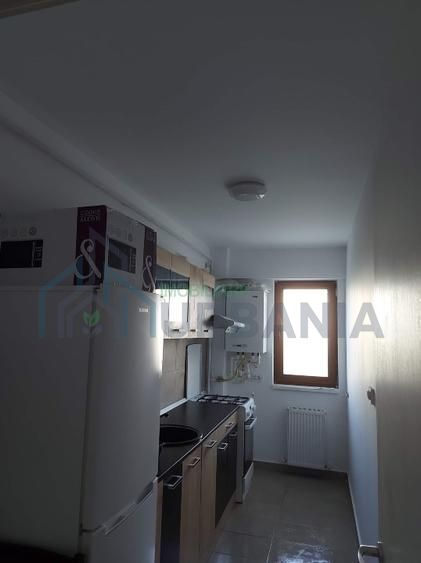 închiriez apartament cu o camera - Poză 4