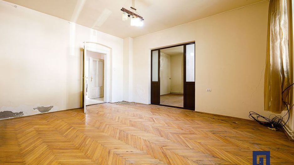 CASA pe colt MIRCEA CEL BATRAN-CETATII, pretabil investitie I COMISION 0 - Poză 5