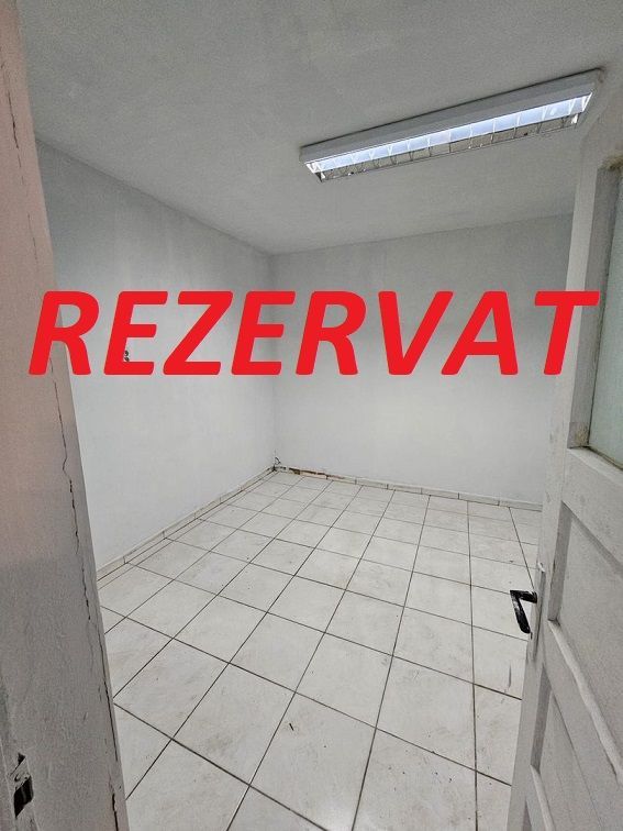 Vanzare Boxa demisol, Bvd. Republicii - Poză 2