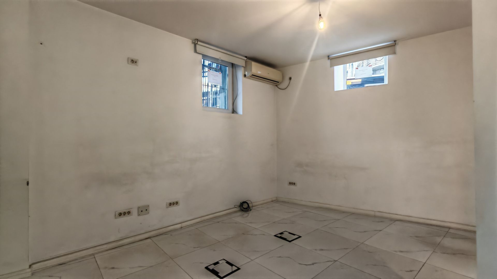 Spațiu comercial de inchiriat I Piata Romana I Vad pietonal intens - Poză 2