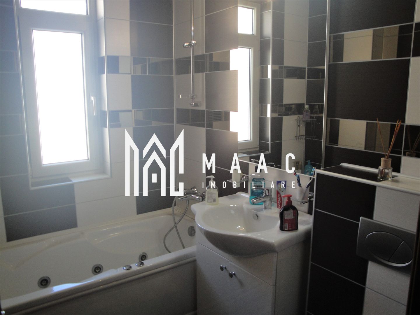 Apartament 3 camere| Parcare | Boxa | 101 MPU | Strand - Poză 8