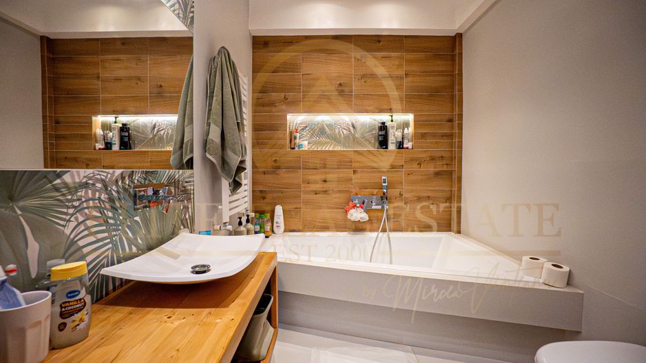 Apartament 3 camere Palazu Mare – 121 mp cu vedere la lac si parcare - Poză 15