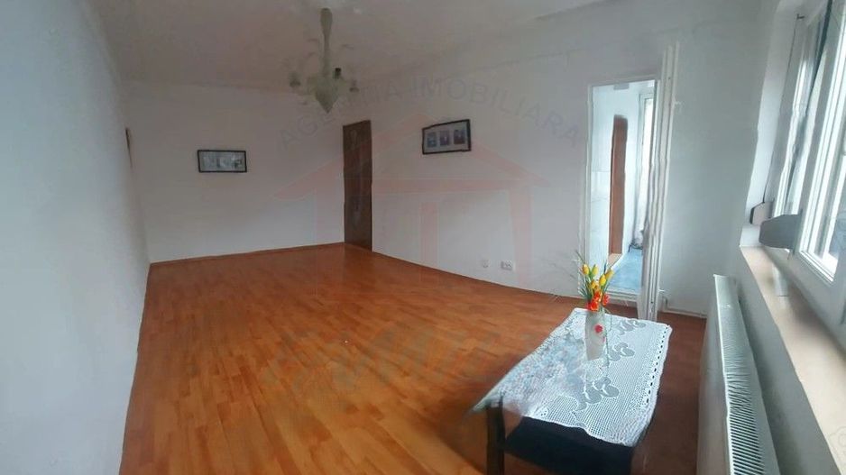 Apartament 3 camere decomandate – etaj 2 – Micro 21, Galați - Poză 3