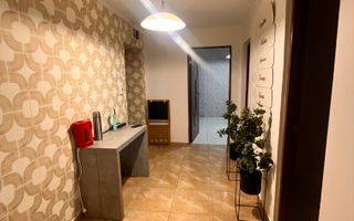 Apartament cu 3 Camere De Vânzare | Suceava /Central I 77.000Euro - Poză 1