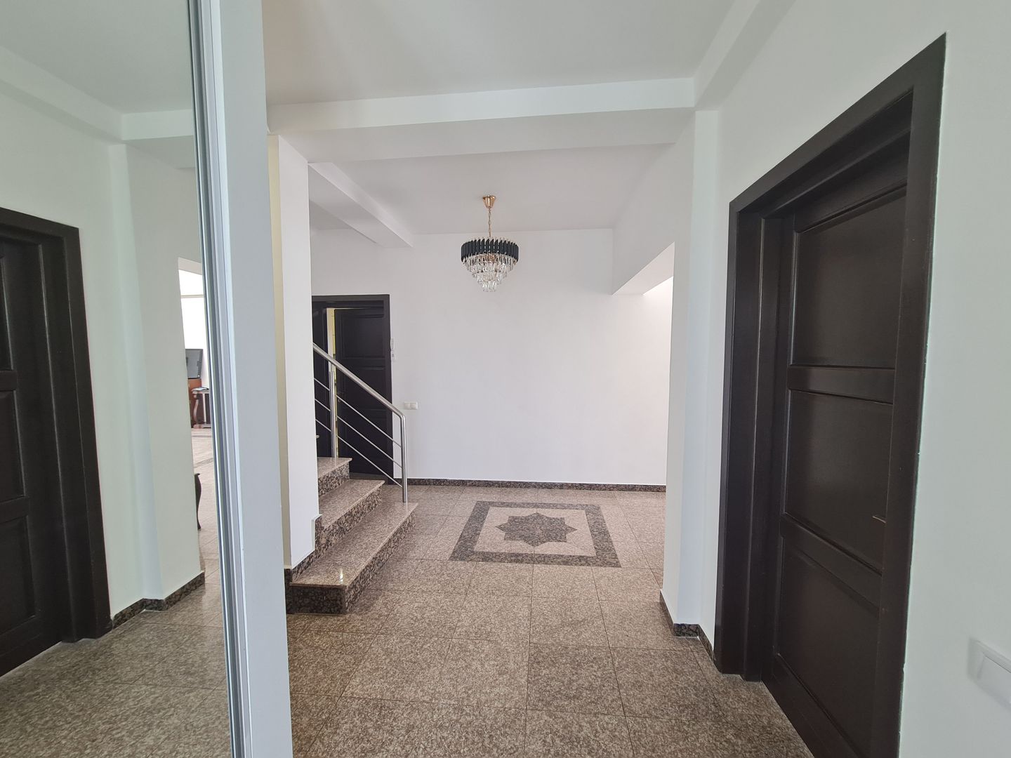 Casa individuala | semi-mobilata | 6 camere | Iancu Nicolae - Poză 29