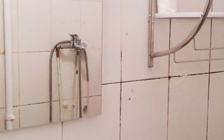 Pentru INVESTITIE - garsoniera in Gheorgheni - Poză 3