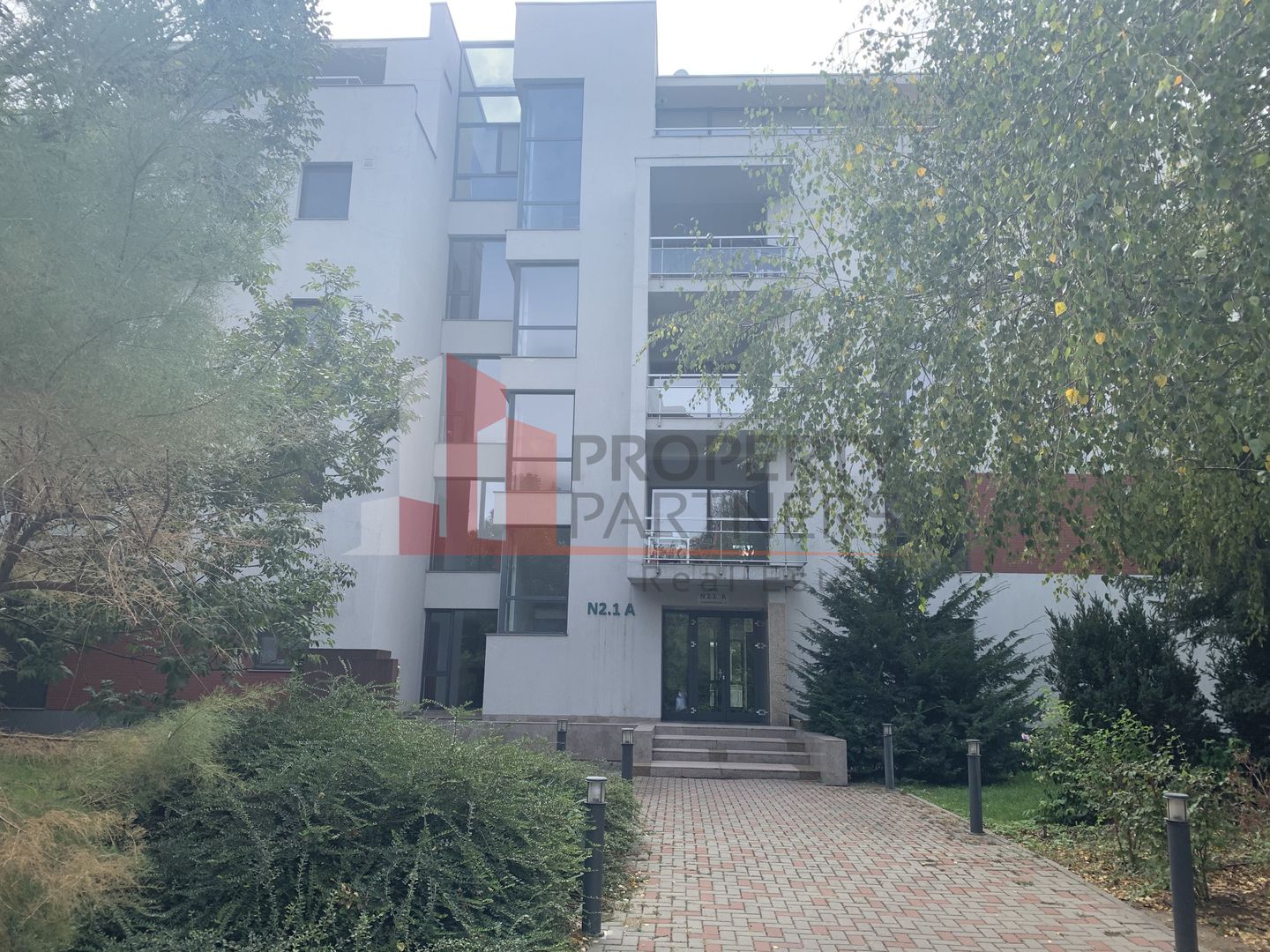 Apartament de lux langa ambasada SUA. - Poză 1