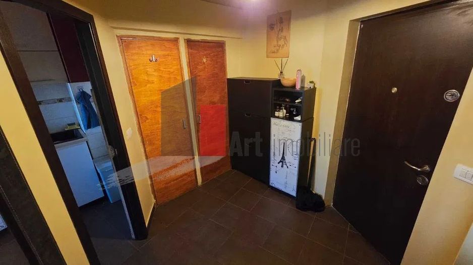 Aparatament 2 camere metrou Titan - Poză 2