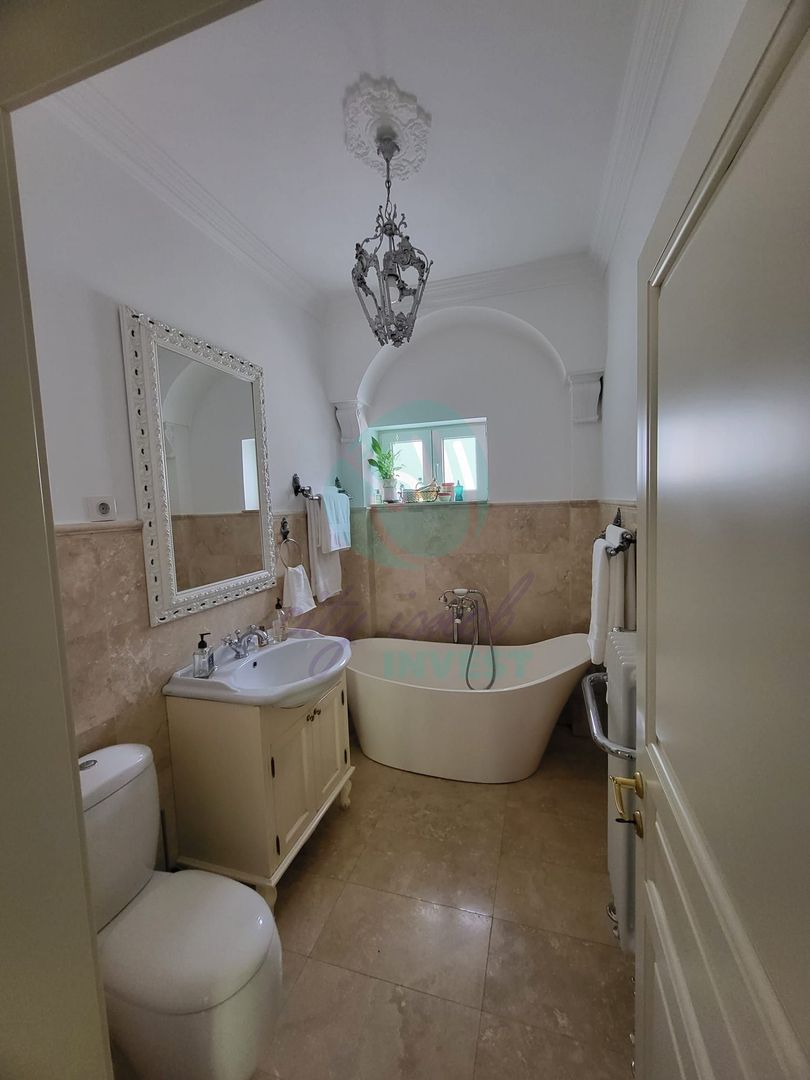 Apartament cu 3 camere  si garaj | Dorobanti- Capitale - Poză 9